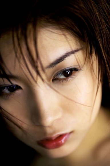 她们分手后只伤心了一天。这帮“港女”的勇敢，能治失恋_202